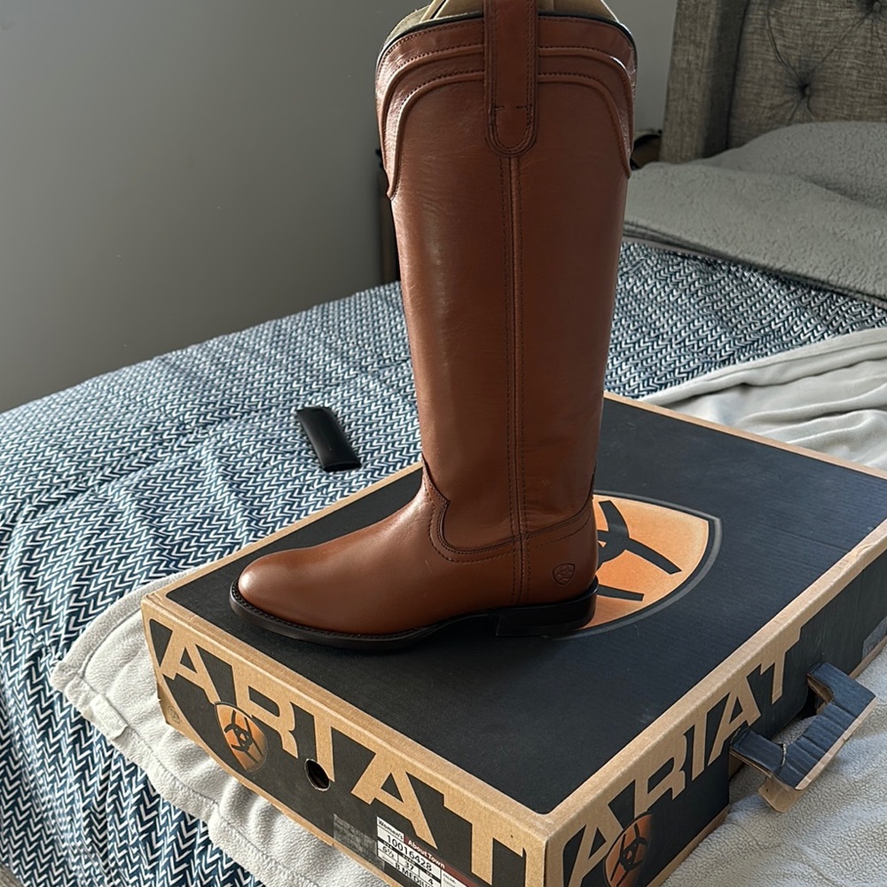 Ariat Anout Town Riding Boots - Picture 3 of 11